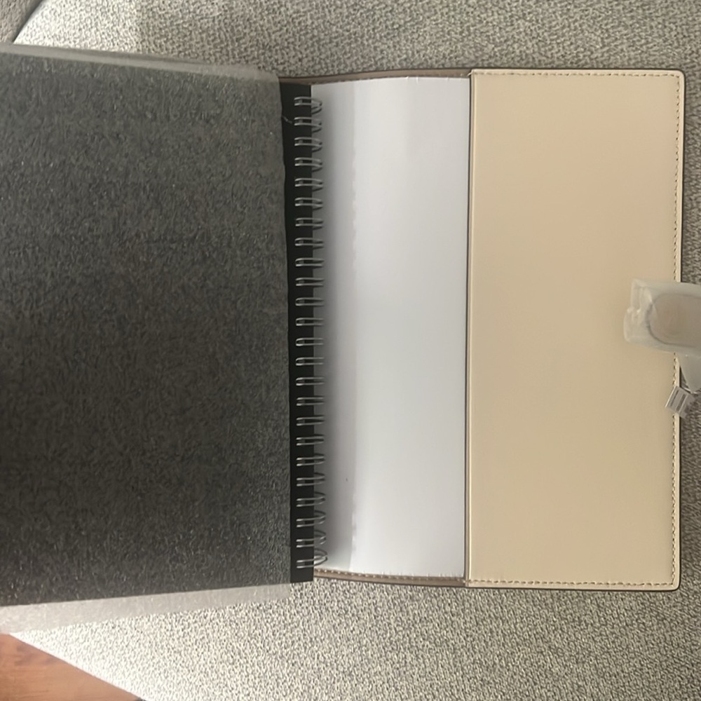 Coach Notebook In Signature Canvas White/Chalk New With Tags - Picture 7 of 8